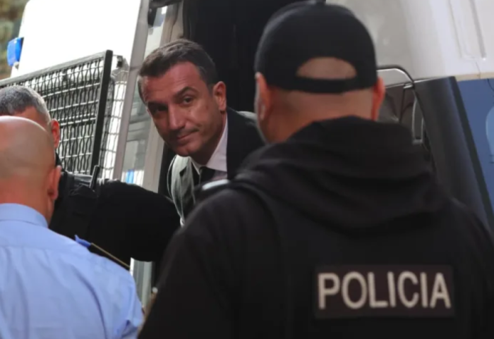 Veliaj kërkesë GJKKO të njihet me aktet e dosjes: Vendosja në kafaz, trajtim degradues