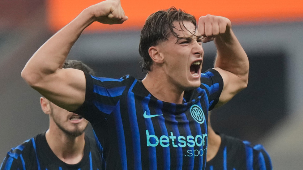 Interi goleadë në Kupën e Italisë, Napoli vuan, por arrin çerekfinalet pas 5 vitesh