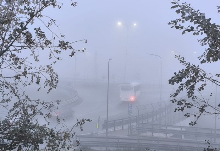 Mjegull e dendur në aksin Tiranë-Elbasan