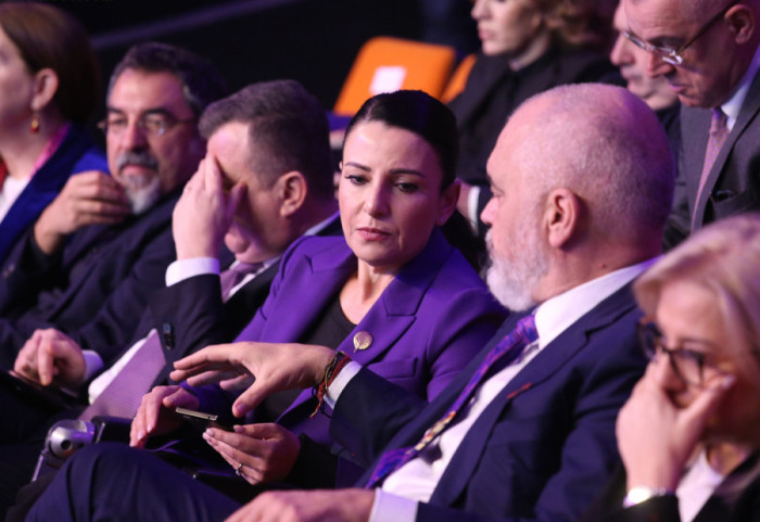 “Jam palë, nuk e mbyll gojën”, Rama i përgjigjet Shoqatës së Gjyqtarëve për çështjen ‘Balluku’