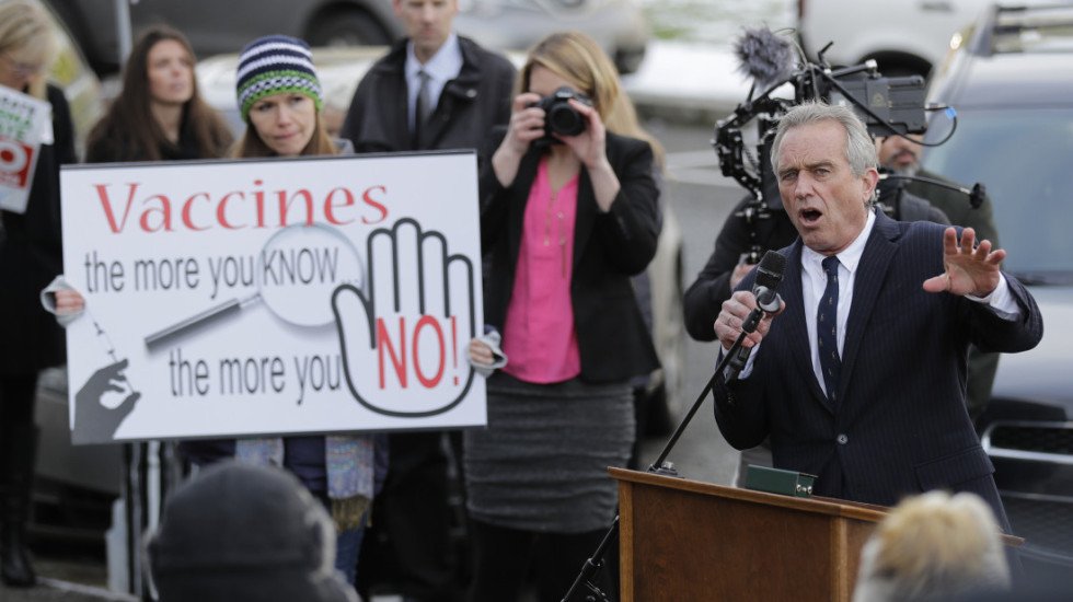 Administrata Trump po heton vdekjet e mundshme nga vaksinat antiCovid