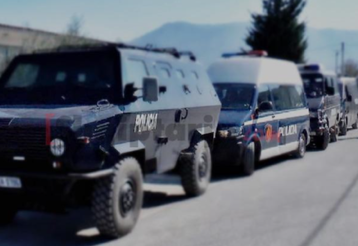 FNSH mësyn në Nikël, kontrolle në banesat e fisit Rraja, 6 të arrestuar