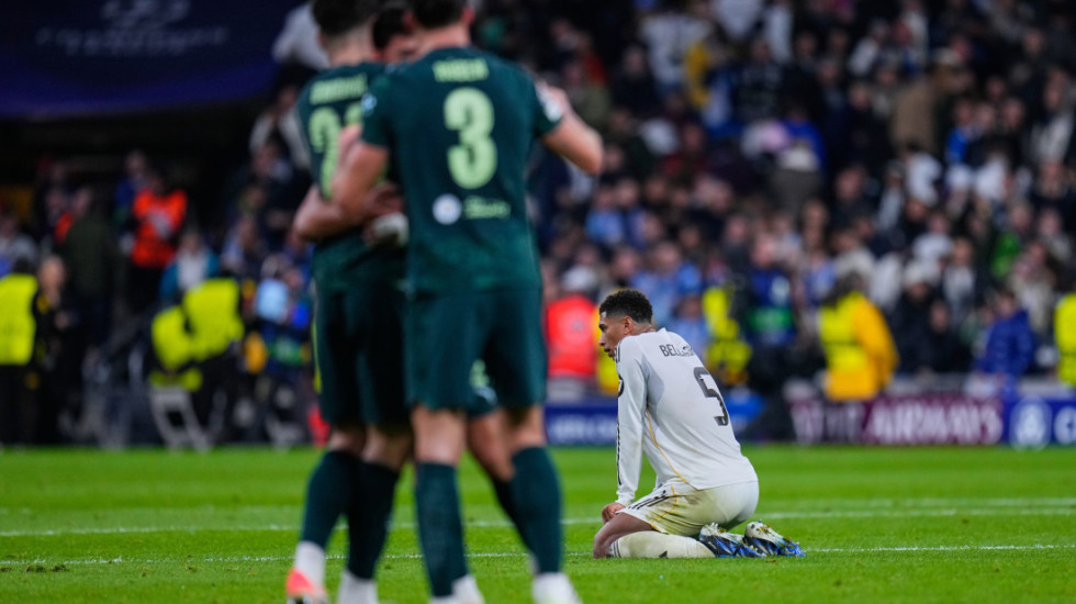 Man. City përmbys Realin, Mourinho gjunjëzon Napolin