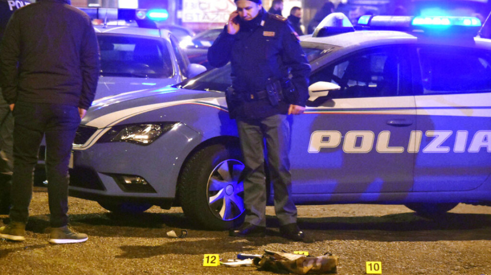 Grabitet furgoni i blinduar në Itali, komandoja e armatosur merr 300 mijë euro