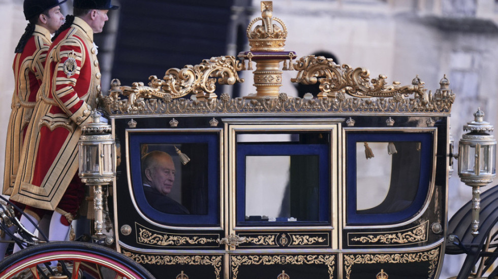 Mbreti Charles III dhe “shpenzimet miliardere” të monarkisë britanike