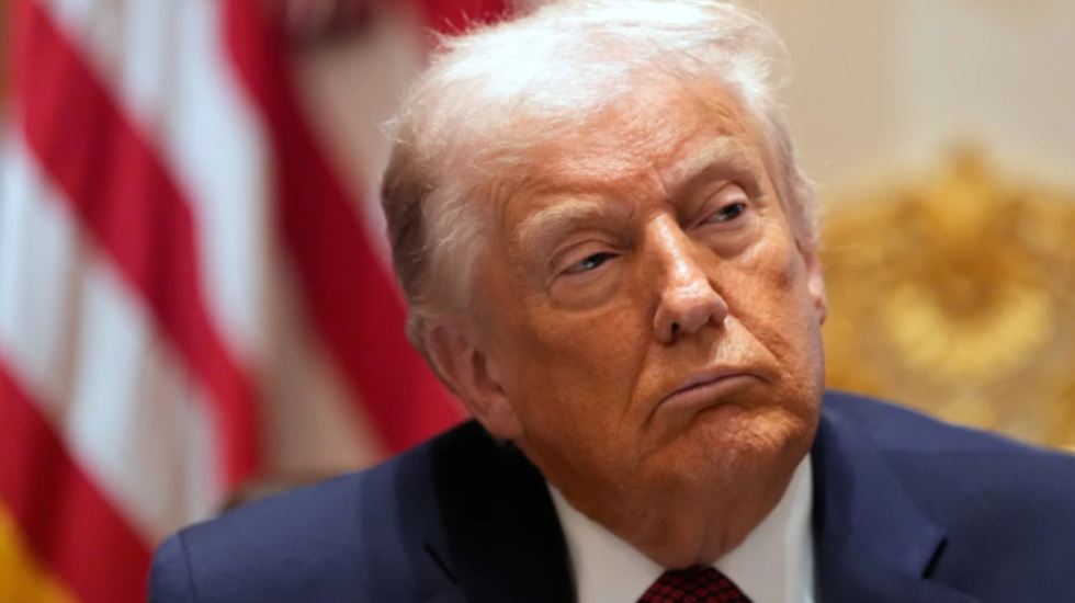 Trump ngre padi për shpifje ndaj BBC, kërkon 10 miliardë dollarë