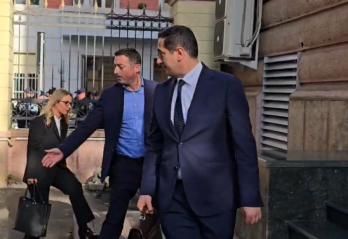 Kërkohet arrestimi i Ballukut, prokurorët e SPAK zbarkojnë në Kuvend për mbledhjen e Këshillit të Mandateve