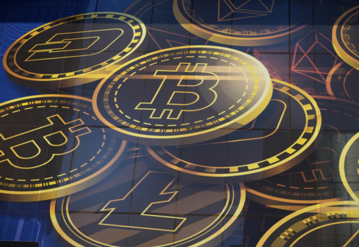 Thriller në Francë, rrëmbehet dhe torturohet çifti, grabitësit i marri 8 milionë euro në kriptovaluta