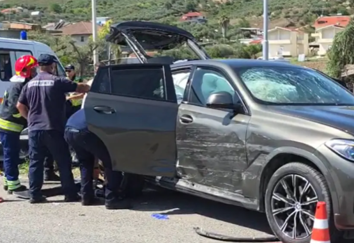 Autoblinda që transportonte para përplas për vdekje këmbësorin në Elbasan