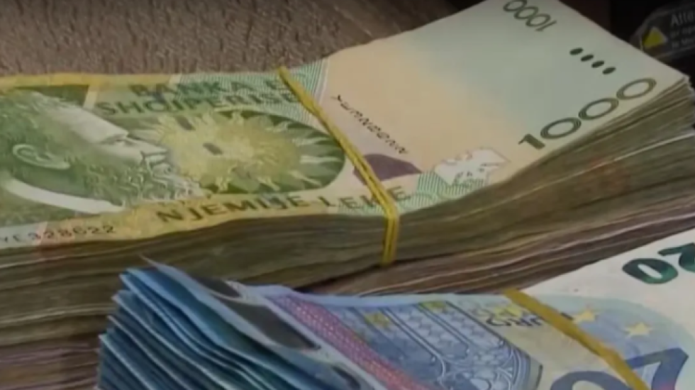 Bonus fundviti edhe për 148 mijë persona me aftësi të kufizuara dhe kujdestarët e tyre, qeveria rishikon buxhetin