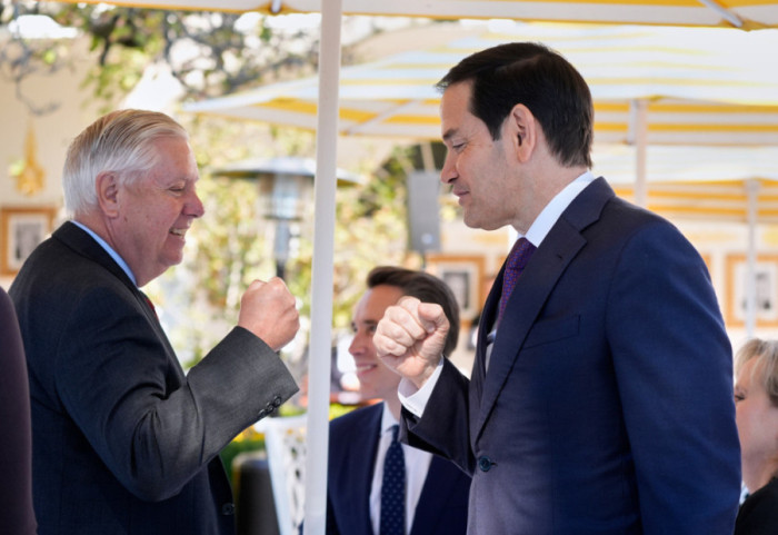 “Jo vetëm Tomahawk”, senatori amerikan zbulon çfarë e pret Putinin dhe Rusinë nëse i thotë jo paqes