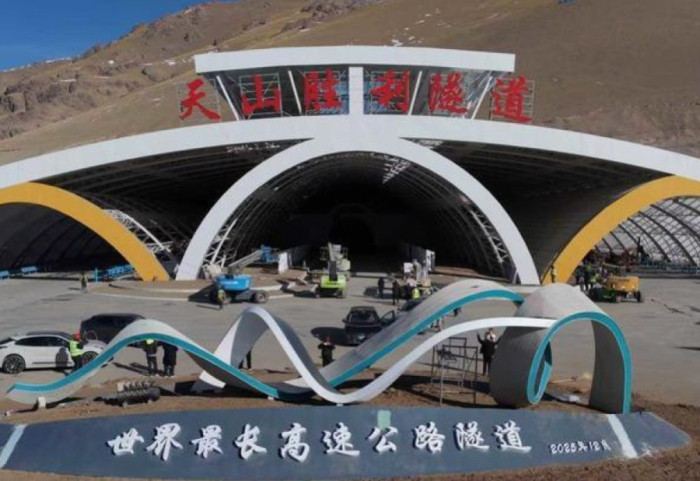 Kushtoi 3.4 miliardë euro, Kina gati të hapë tunelin rrugor më të gjatë në botë