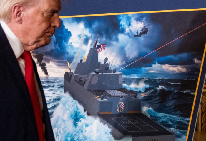 Amerika me “flotë të artë”, Trump prezanton planin për forcimin e Marinës