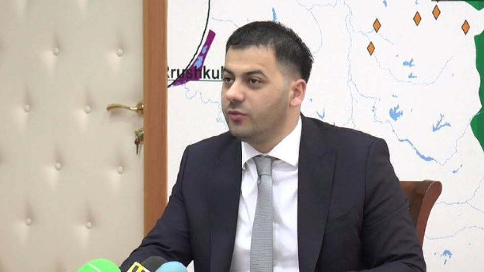 “Po e bëni zv/kryeministër”, avokati zbulon vendndodhjen e Ergys Agasit: Po përdoret politikisht, s’ka prova për tendera