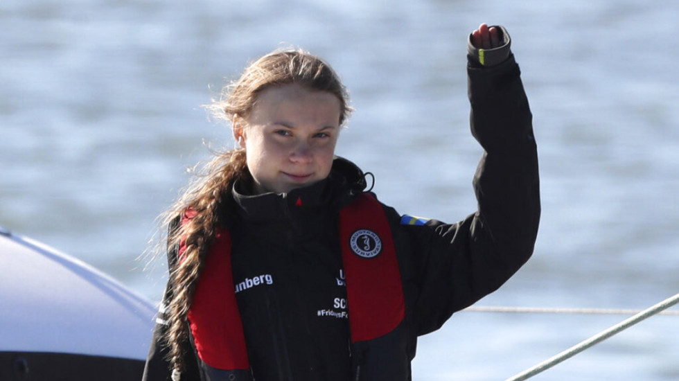 Greta Thunberg arrestohet në Londër gjatë një proteste, lirohet me kusht