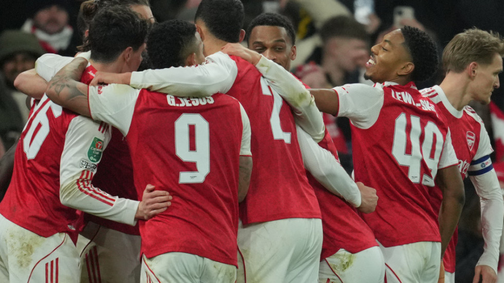 Ruleta e penalltive dërgon Arsenalin në gjysmëfinalen e Kupës së Ligës