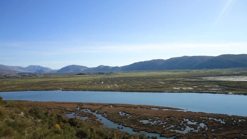 Kryeinspektori dhe inspektori i IMVT Sarandë në gjyq, lejuan ndërtim pa leje në zonë të mbrojtur në Butrint