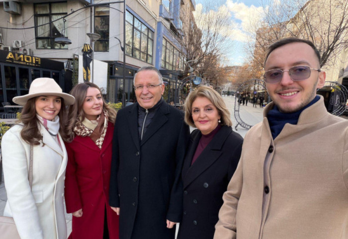 Bedri Hamza voton në Mitrovicën e Jugut: Ftoj qytetarët të ushtrojnë të drejtën e tyre