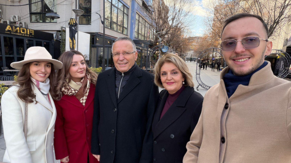 Bedri Hamza voton në Mitrovicën e Jugut: Ftoj qytetarët të ushtrojnë të drejtën e tyre