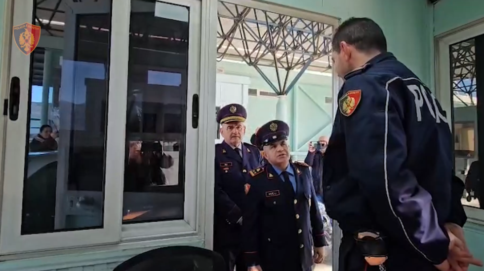 Fluksi në kufi për festa, Muçaj: Po punojmë me kapacitete të plota për të shmangur radhët