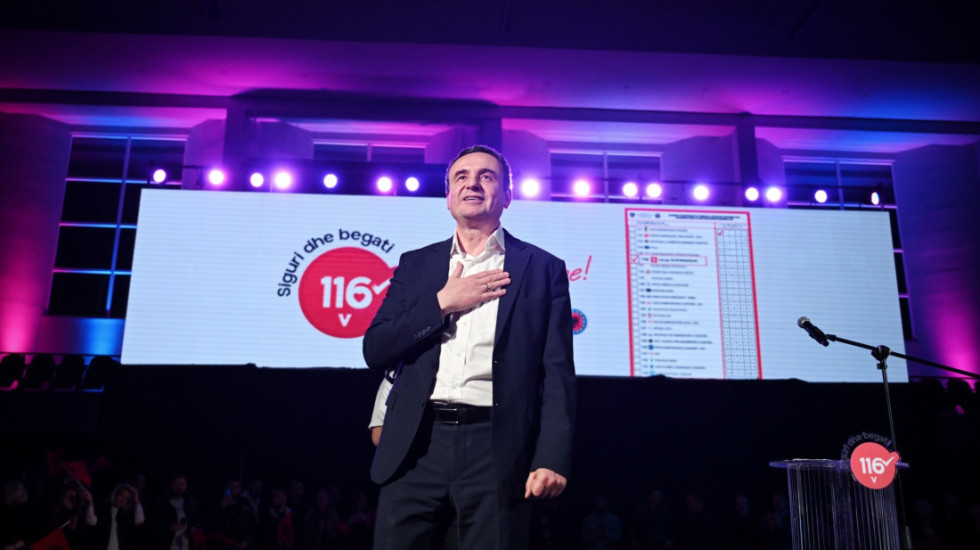 Më pak se dy orë nga mbyllja e kutive, Kurti u drejtohet me video-mesazh qytetarëve