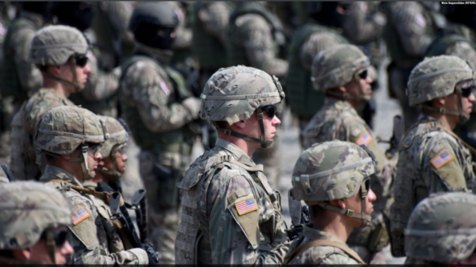 Urdhri i pazakontë i Pentagonit: Ndaloni dërgimin e lodrave të seksit për ushtarët në Bahrein