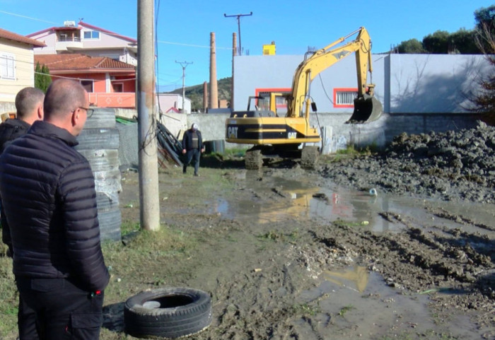 Zgjati vetëm disa orë, rikthehet furnizimi me ujë në Vlorë