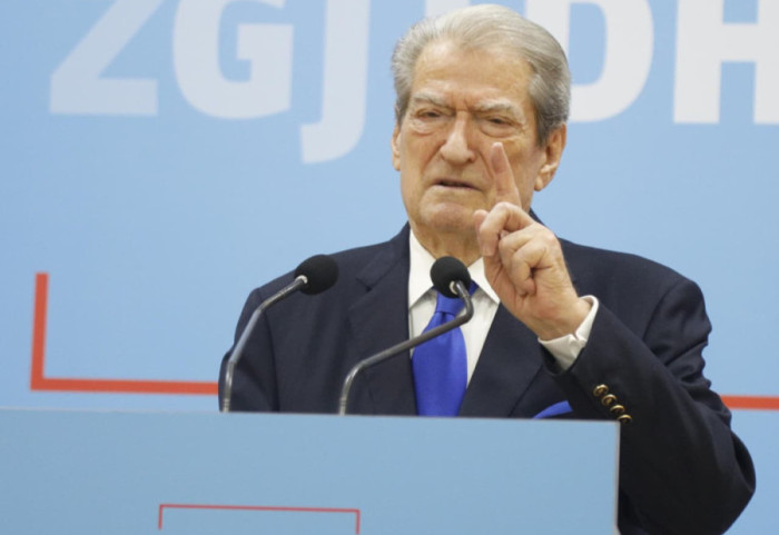 Berisha: AKSHI, afera më e rëndë e familjes Rama