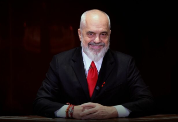 Rama ironi me përmbytjet: Pse më fajësojnë mua për reshjet në Europë?