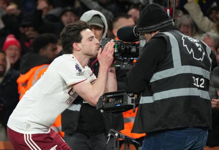 “Topçinjtë” marshojnë drejt titullit, mposhtin me 3 gola Bournemouth