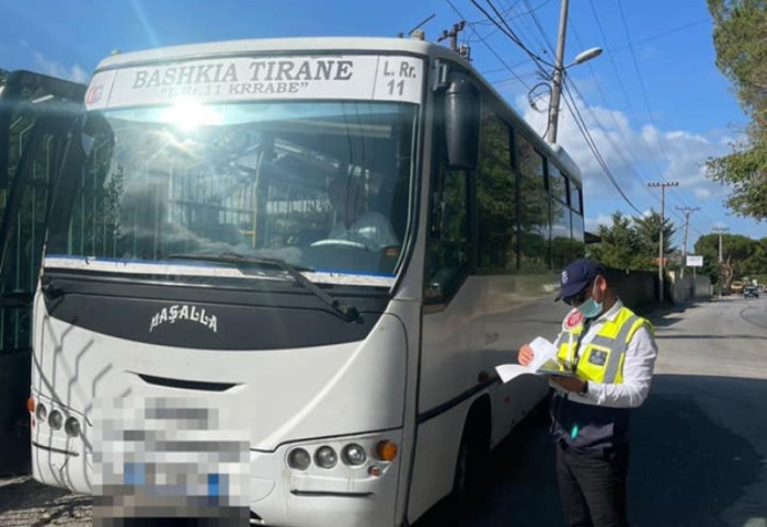 Aksidenti i merr jetën 56-vjeçarit në Tiranë, arrestohet shoferi i autobusit