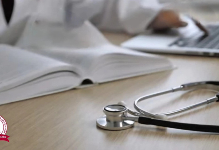 Arrestohet mjeku në Tiranë, dhunoi kryeinfermieren në vendin e punës