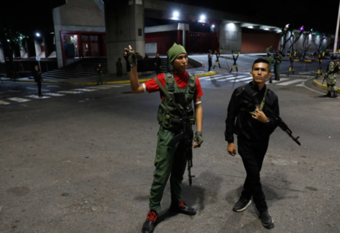 Venezuela nuk gjen qetësi, të shtëna pranë pallatit Presidencial