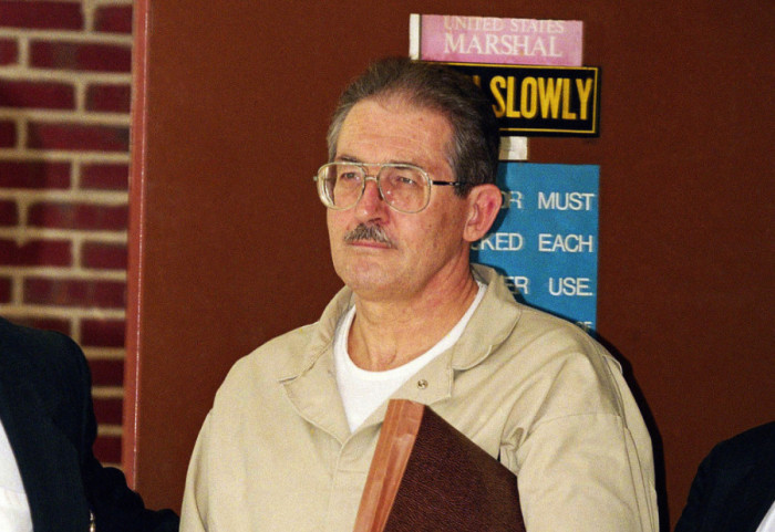 Vdes spiuni i më i dëmshëm i CIA-s, tradhtoi SHBA-në për para, komprometoi mbi 100 operacione