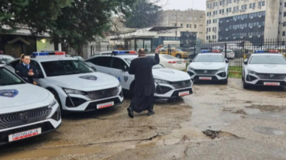 Bekoi makinat e policisë, Ministria e Brendshme në RMV nis hetimet