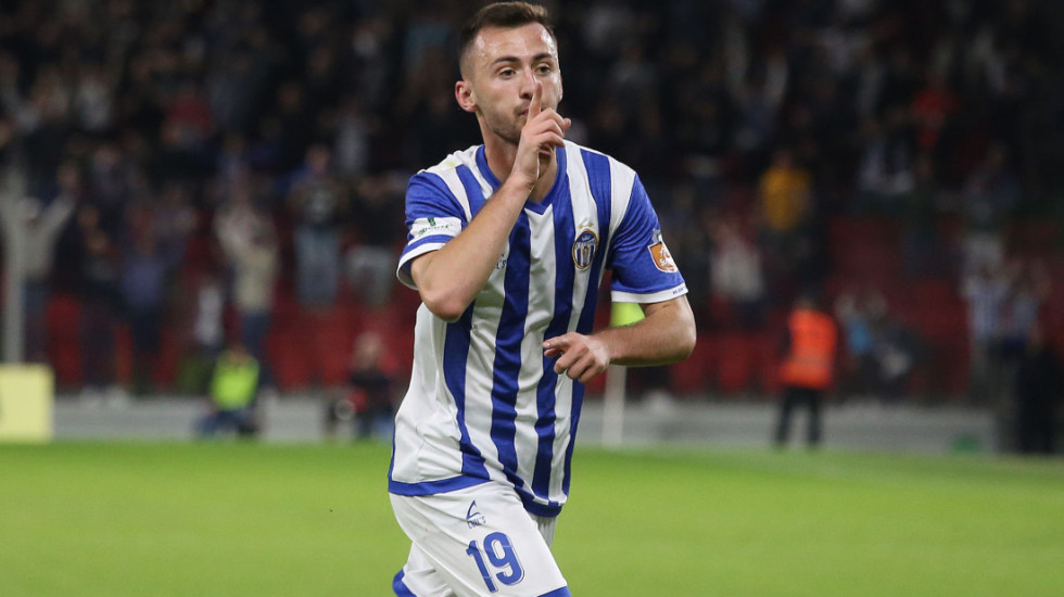 Tirana godet bujshëm në merkato, Redon Xhixha rikthehet në shtëpi