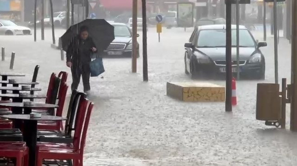 Regjistrohet viktima e parë nga moti i keq në vend