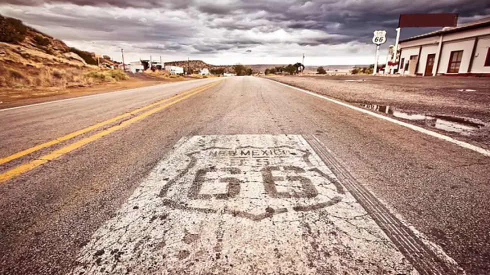 Rruga legjendare e Amerikës feston 100-vjetorin, ëndrrat dhe shpresat kalonin nga “Route 66”