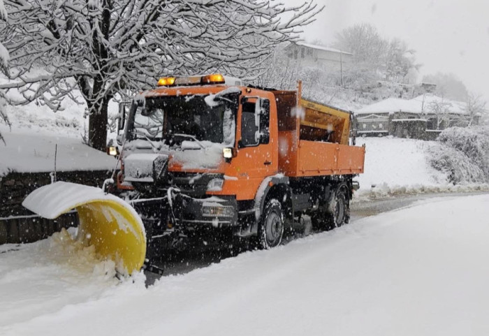 Reshje shiu në të gjithë Shqipërinë dhe stuhi dëbore në zonën e Alpeve