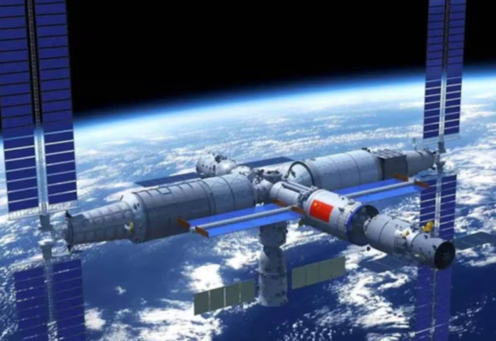 Aksident në hapësirë! 3 astronautë kinezë nuk po kthehen dot në Tokë