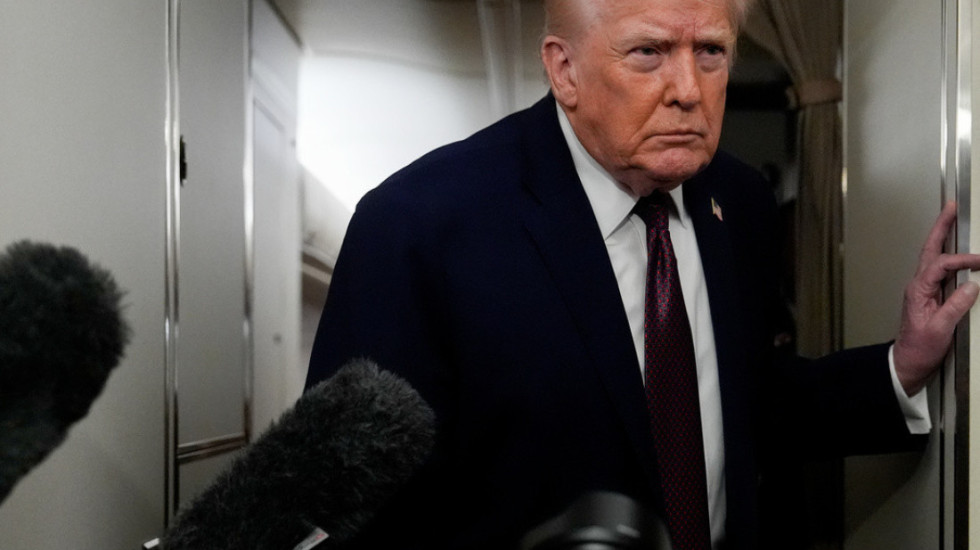 Protestat në Iran, Trump: Teherani ka kërkuar negociata, përgatitje për takim