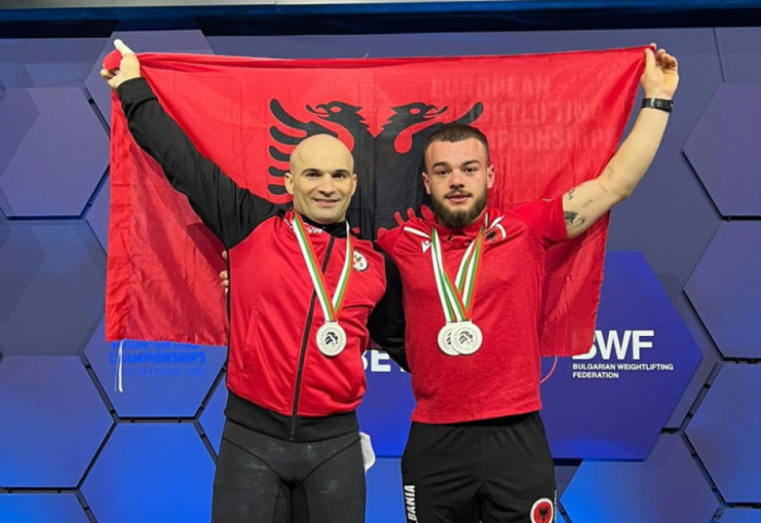 Skandal me shpërblimet, Këshilli i Ministrave “sakaton” peshëngritjen