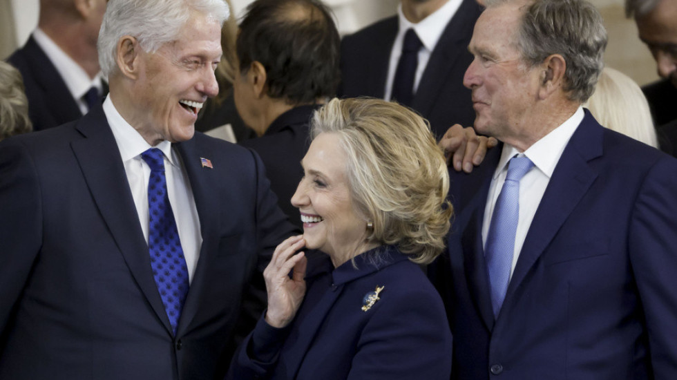 “Mjaft më!”, Bill dhe Hillary Clinton refuzojnë të dëshmojnë në hetimin e Kongresit për Epstein