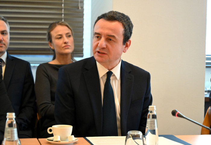 “Pa dialog me Serbinë, nuk përparohet drejt integrimit europian”, ambasadorët e BE-së takojnë Kurtin