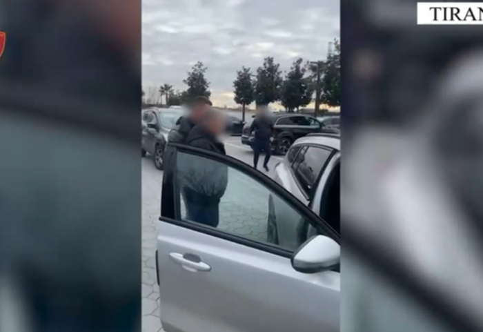 Me 60 kg kanabis në makinë, arrestohet 52-vjeçari nga Kruja