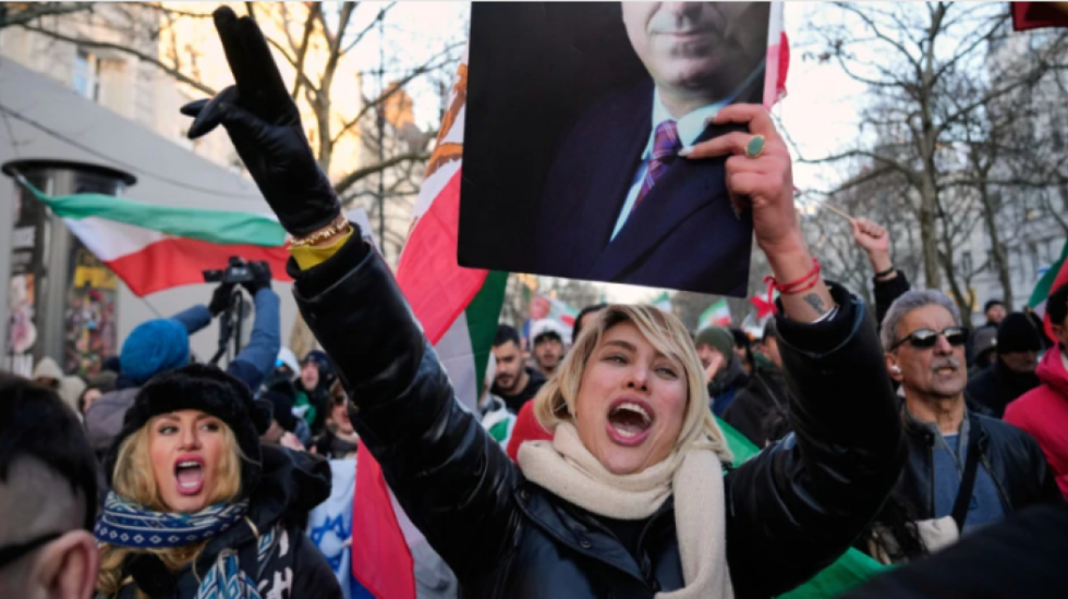 Serbia iu kërkon qytetarëve të saj të largohen nga Irani