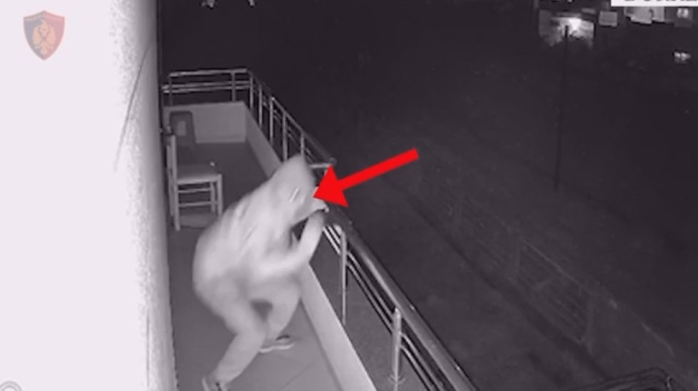 Hyri nga ballkoni/ Vodhi tre herë shtëpinë e shtetases italiane, në pranga 29-vjeçari