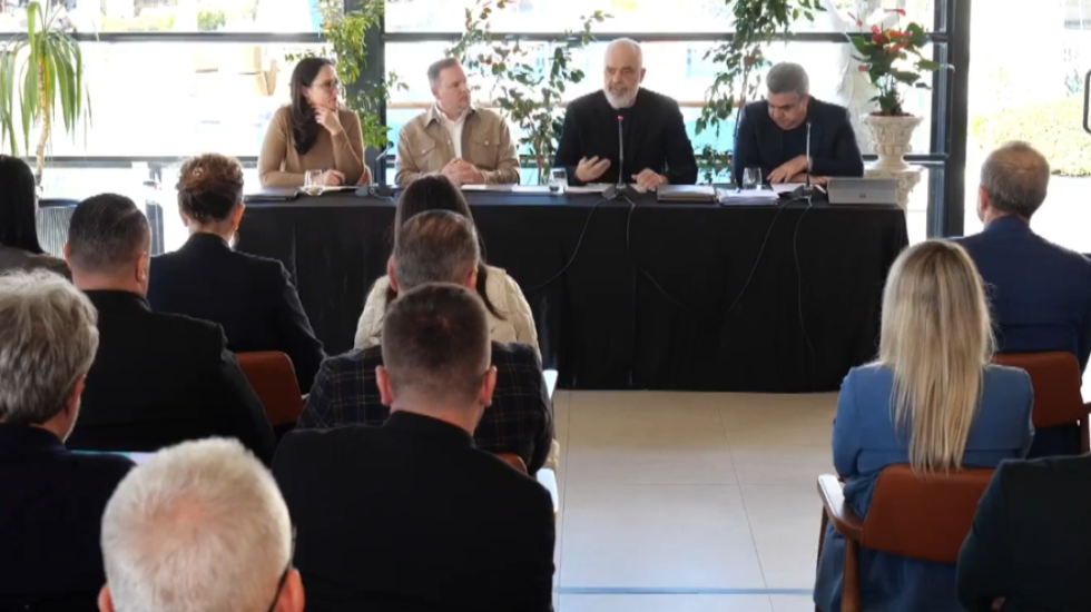 Rama u vendos target kryebashkiakëve: 1 mijë investime në ‘Paketën e Maleve’ ose nuk rikandidoni