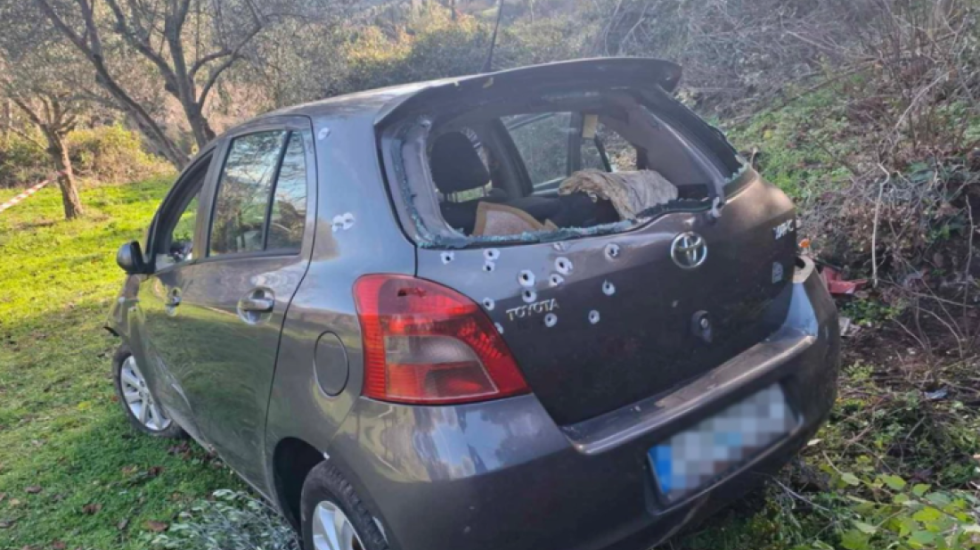 Plumbat e xhelozisë, vritet kryeplaku grek, zbulohet motivi i dyshuar