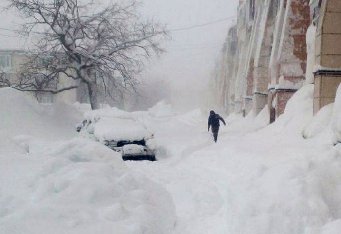 Bora deri në katin e dytë, paralizohet qyteti në Rusinë e largët